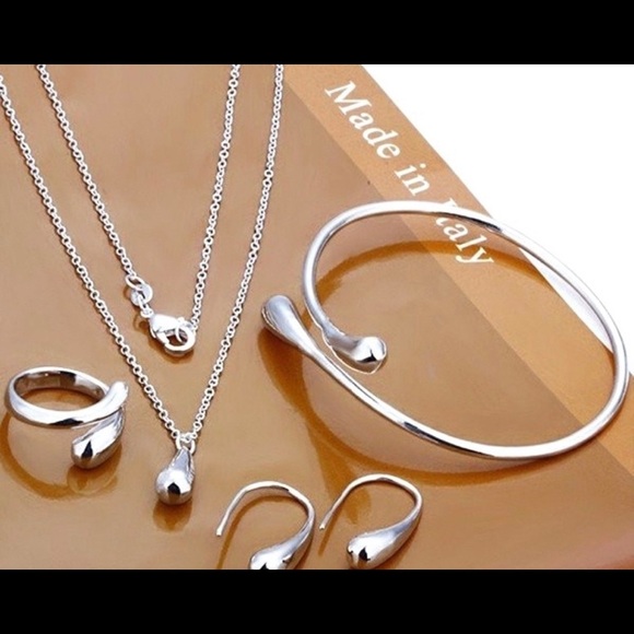 Jewelry - NWT BRACELET SET MADE IN ITALY SILVER JEWELRY